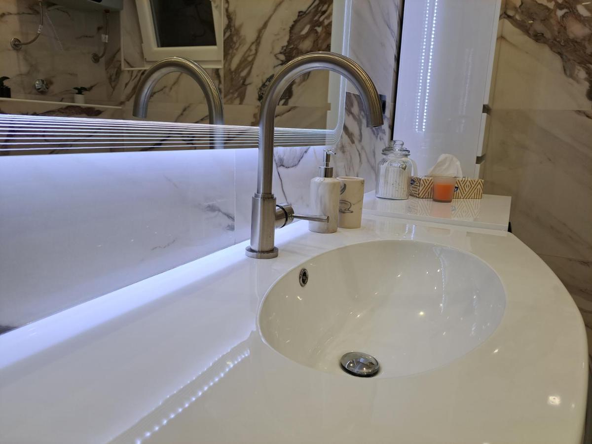 Apartment Monaco Rijeka Luaran gambar